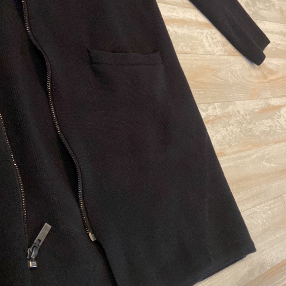 Long Banana Republic Sweater Jacket - Picture 4 of 4